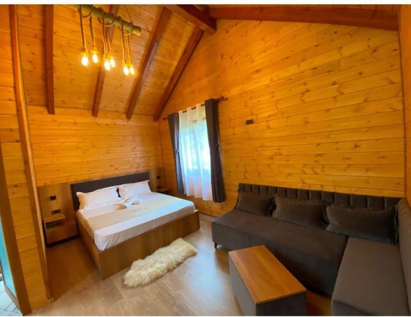 Peraj Guesthouse room