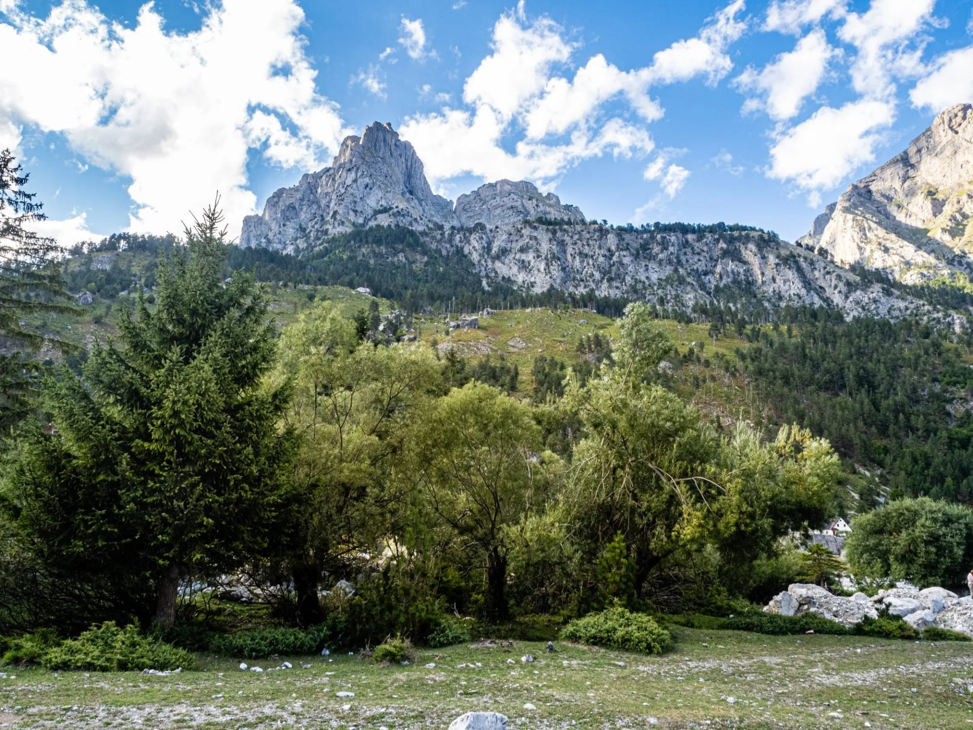 Valbonë village below the peaks